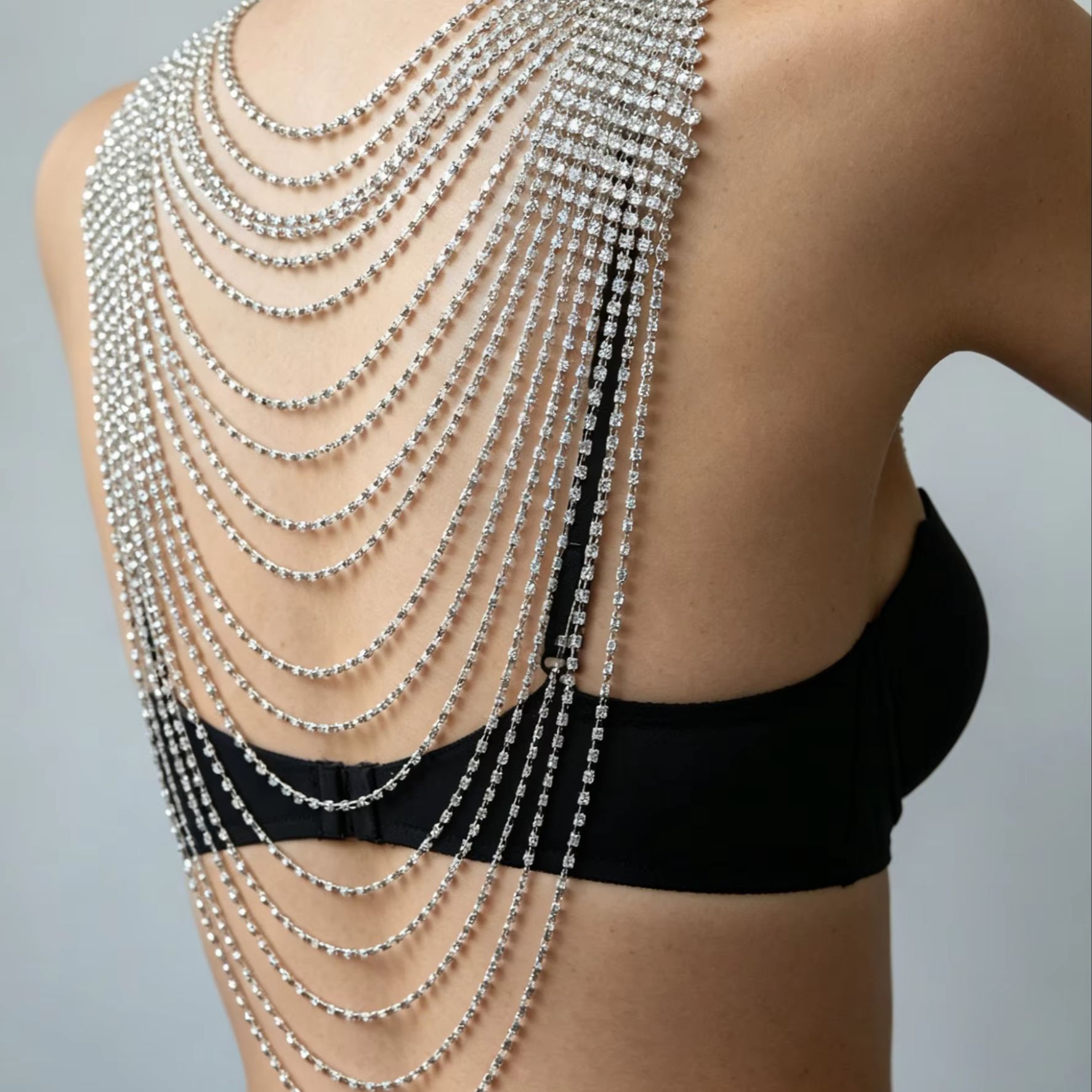 Body Jewelry Rhinestone - Stijlvolle meerlaagse bodychain voor banketten —