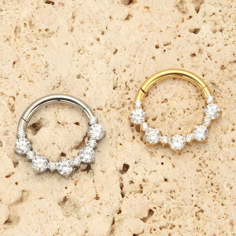 ASTM F136 TItanium Daith Click - Zoor Body Jewelry recensie en prijs