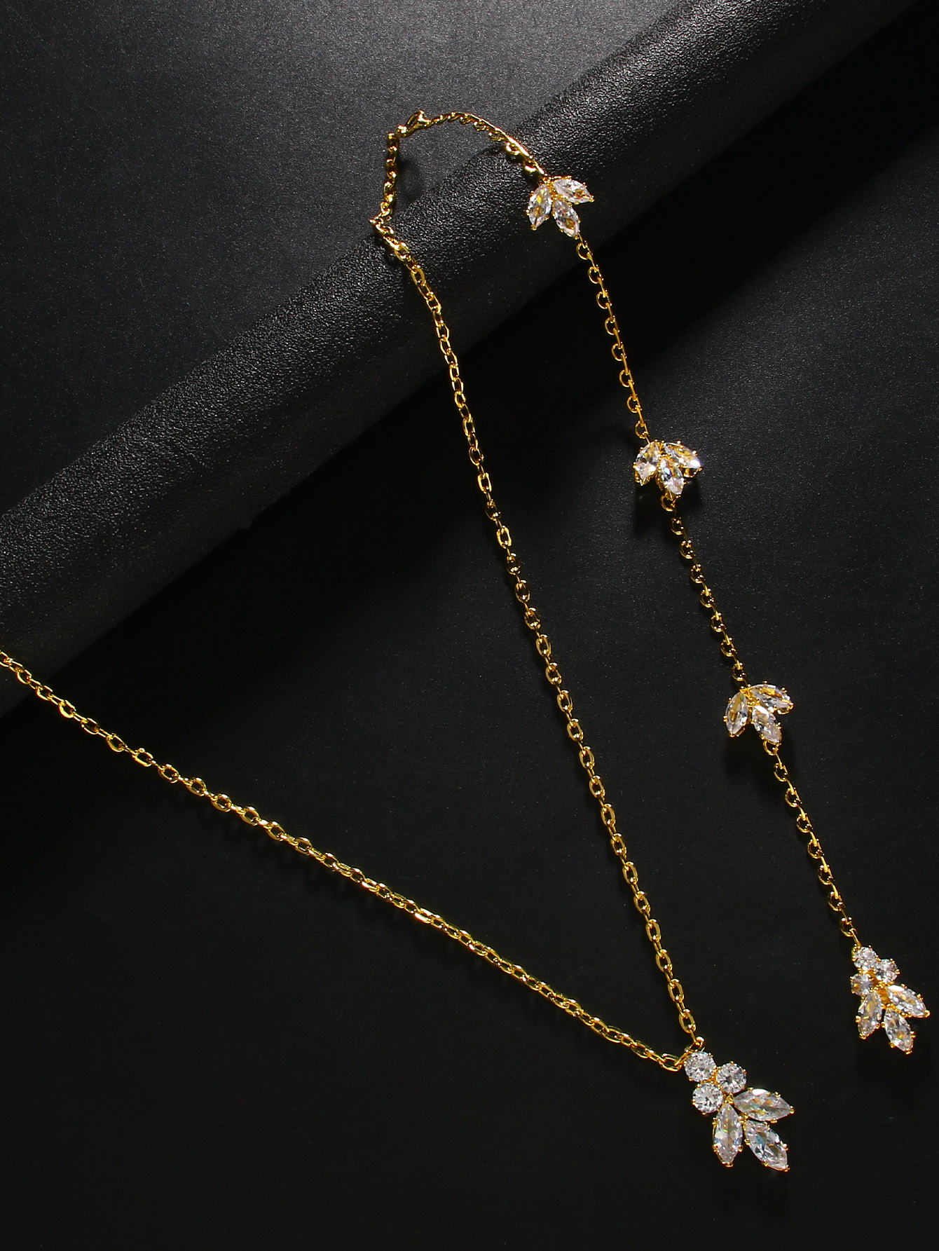 Rijnstenen hanger met ketting  - Body Jewelry For Backless Dress recensie en prijs