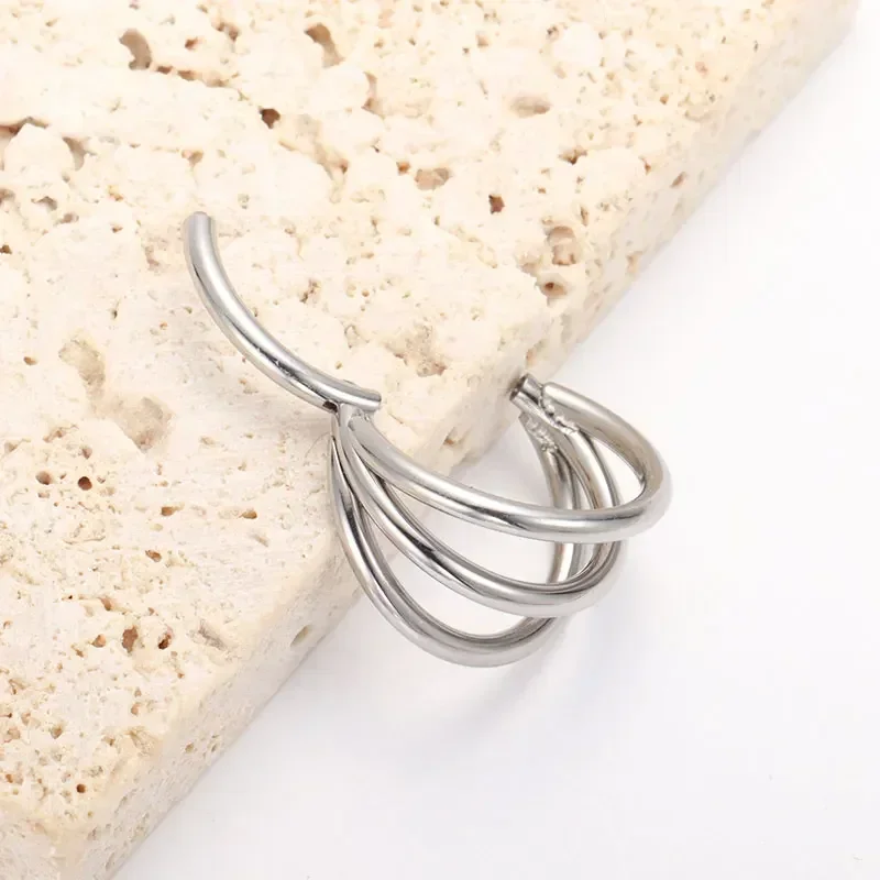 ASTM F136 Titanium 3-laags sch - Zoor Body Jewelry recensie en prijs