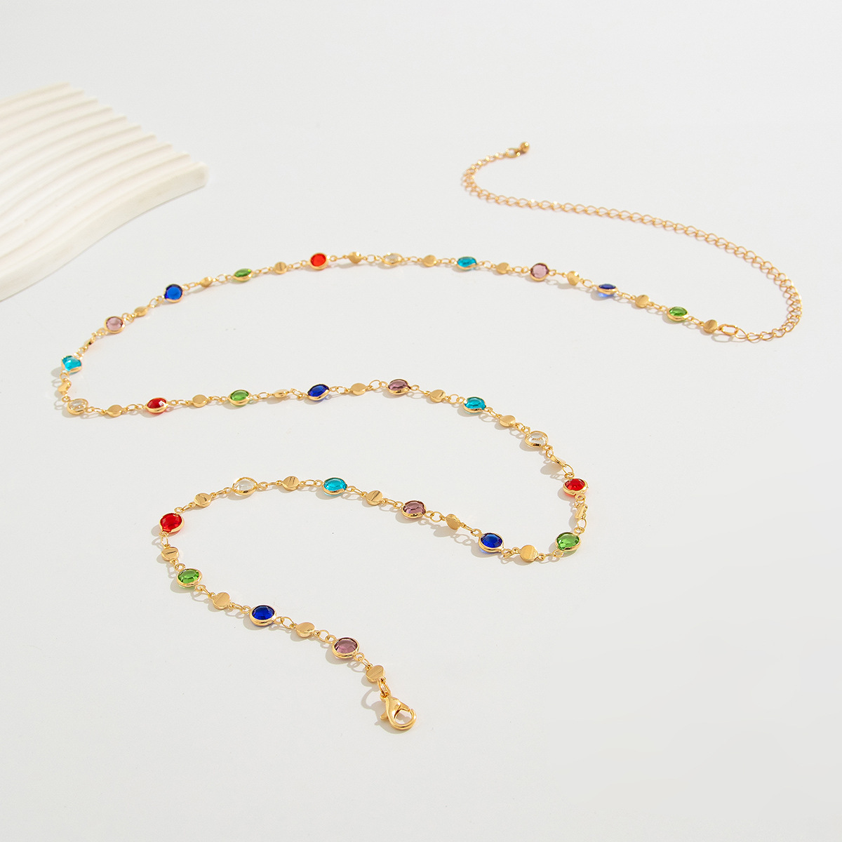 Eenvoudige kleurrijke geometri - Body Jewelry Helix recensie en prijs