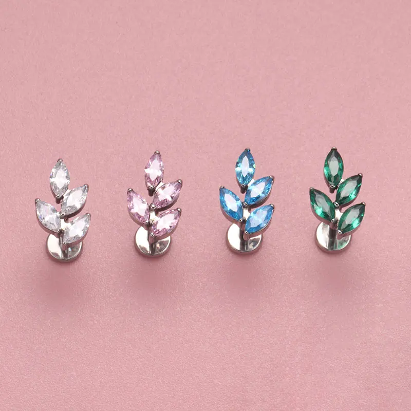 G23 Titanium Gem CZ Oor Conch  - Zoor Body Jewelry recensie en prijs